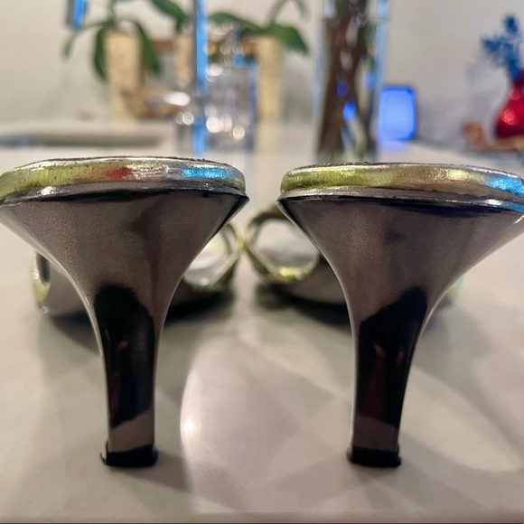 Dezario Embellished sandals - Picture 3 of 8